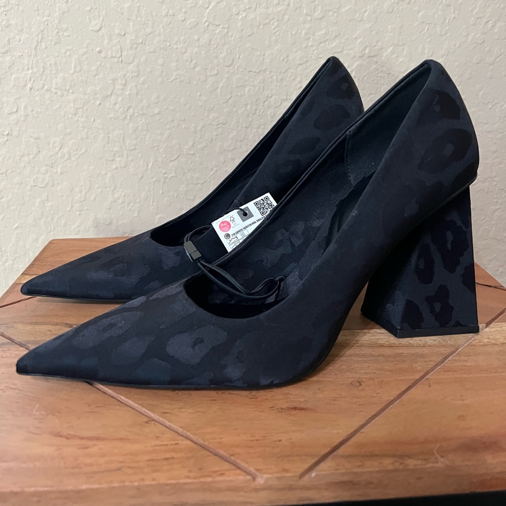 Zara Black Leopard Pumps